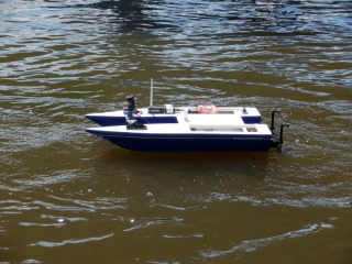 Raspberry Pi + Arduino powered boat